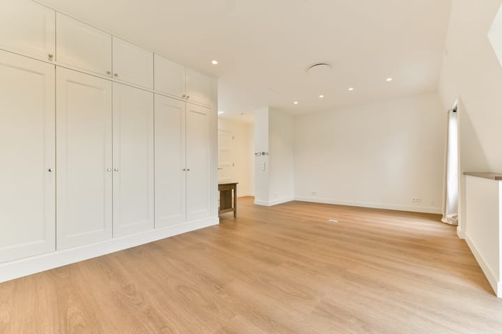 Foto 32 van Van Eeghenstraat 206