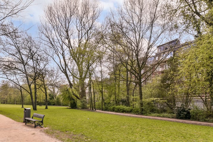 Foto 47 van Van Eeghenstraat 206