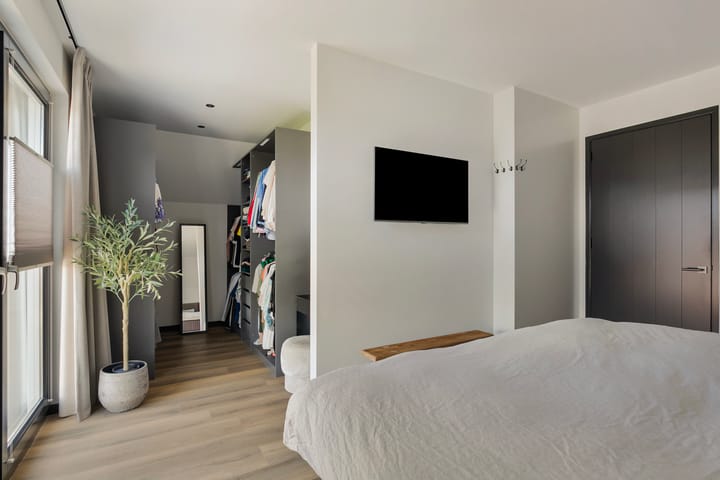 Foto 25 van Souverijnsakker 14