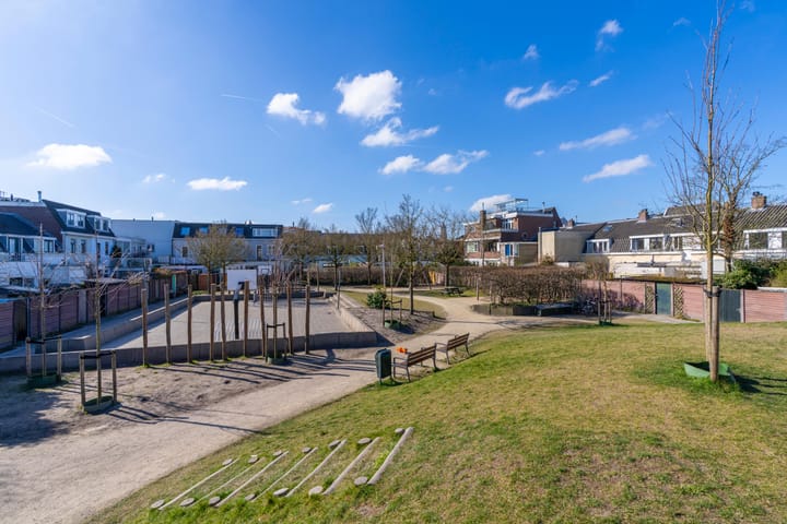 Foto 50 van Bekkerstraat 75