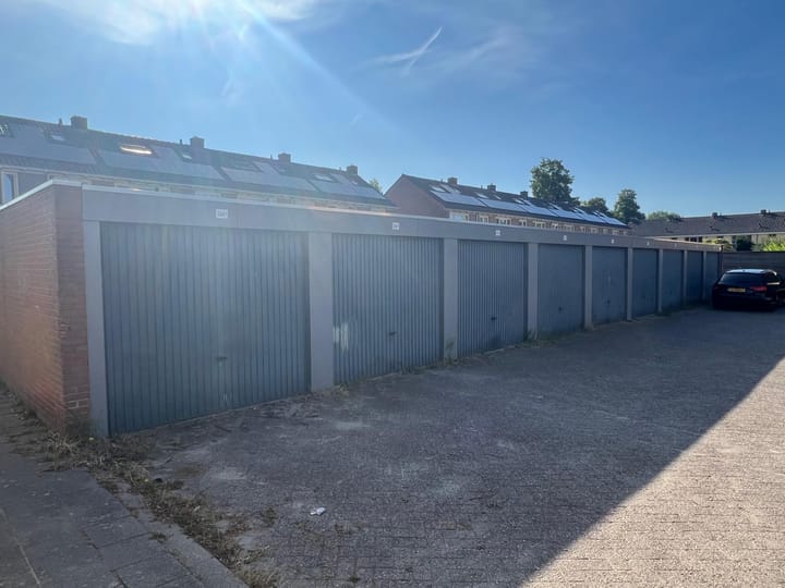 Photo 3 of Hertog Albrechtstraat 324-I