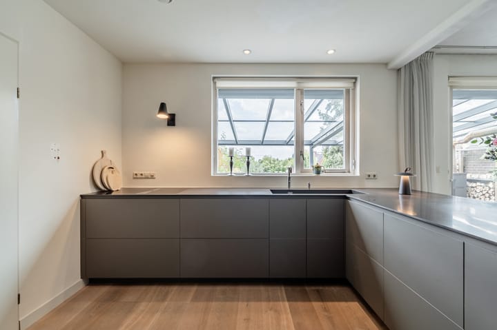 Photo 9 of Legmeerdijk 156