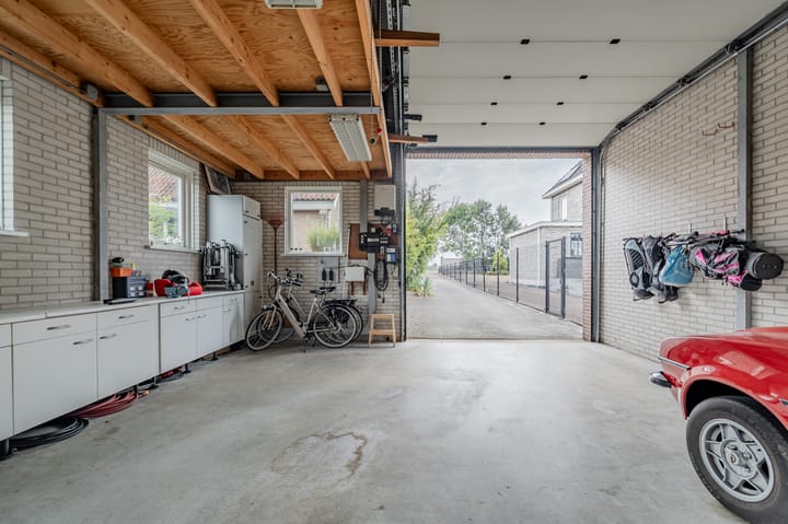 Photo 24 of Legmeerdijk 156