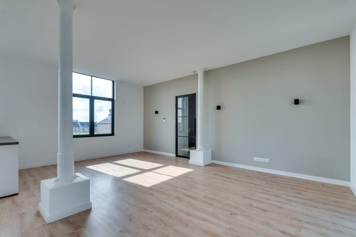 Foto 6 van Huizersdijk 28-C