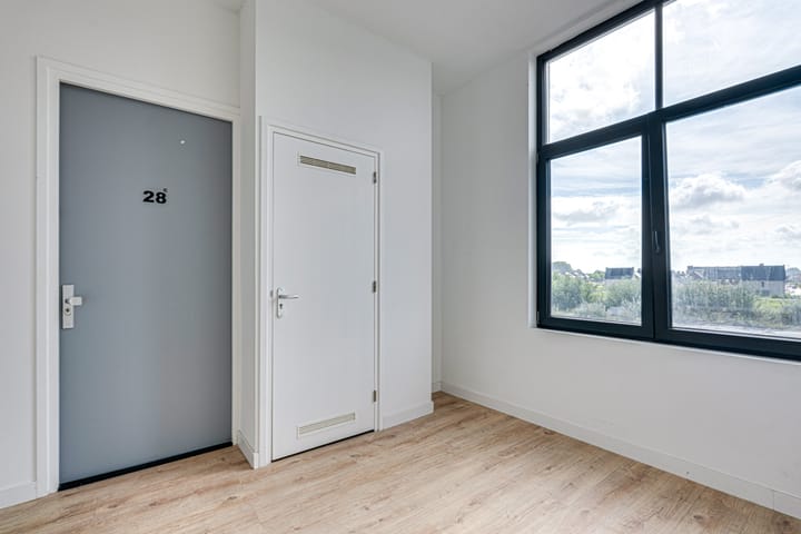 Foto 10 van Huizersdijk 28-C