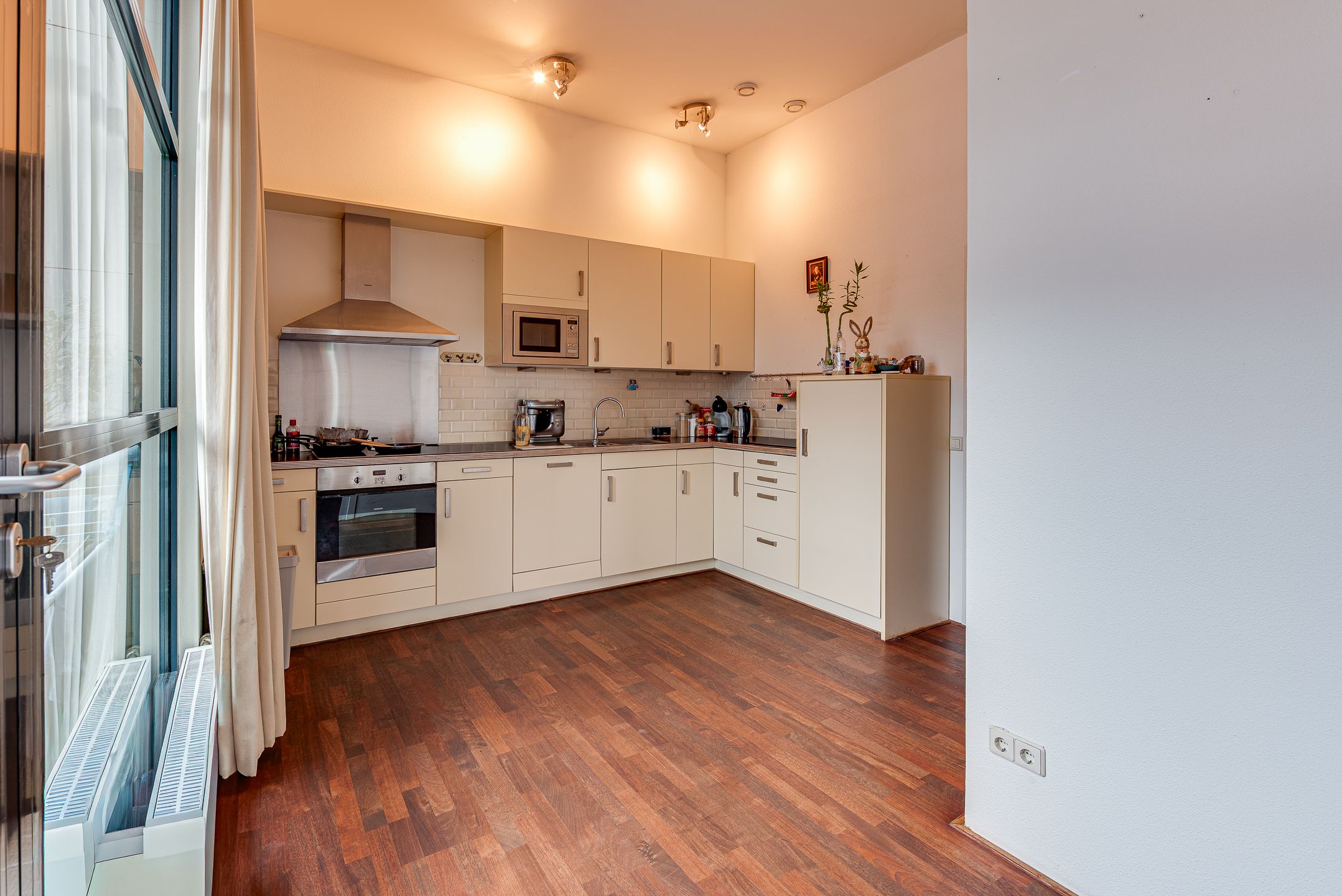 Photo 12 of Biltstraat 104-B