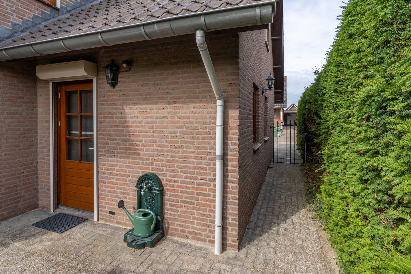 Photo 19 of Sint Hubertusstraat 43
