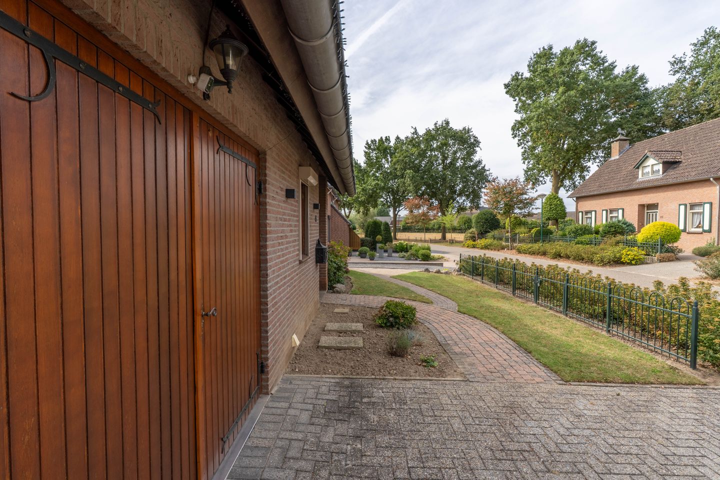 Photo 10 of Sint Hubertusstraat 43