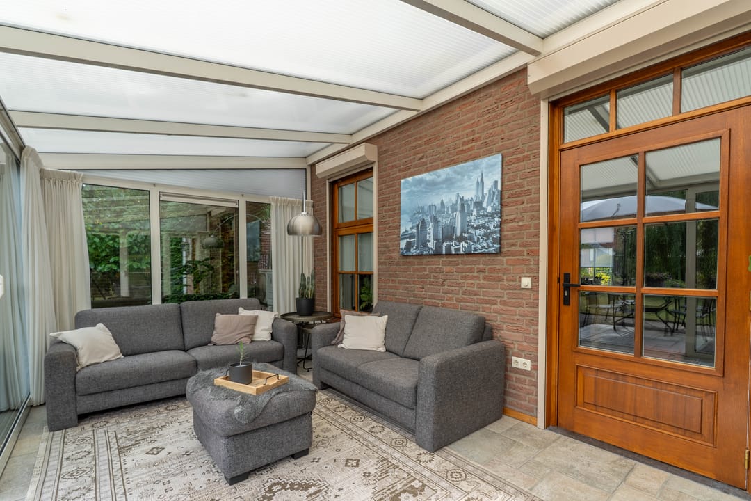 Photo 23 of Sint Hubertusstraat 43