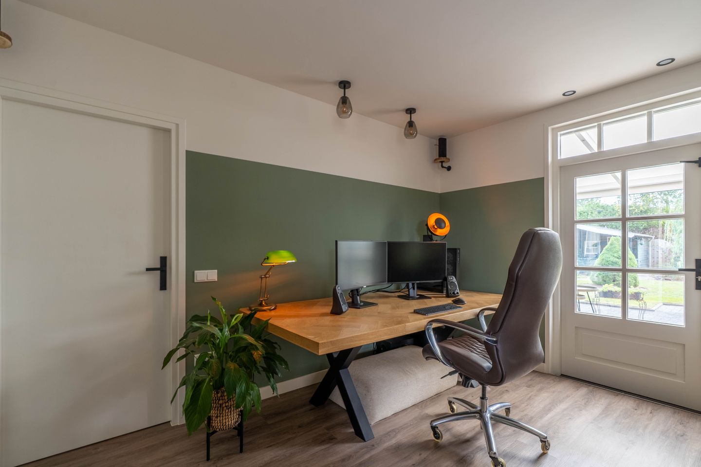 Photo 35 of Sint Hubertusstraat 43