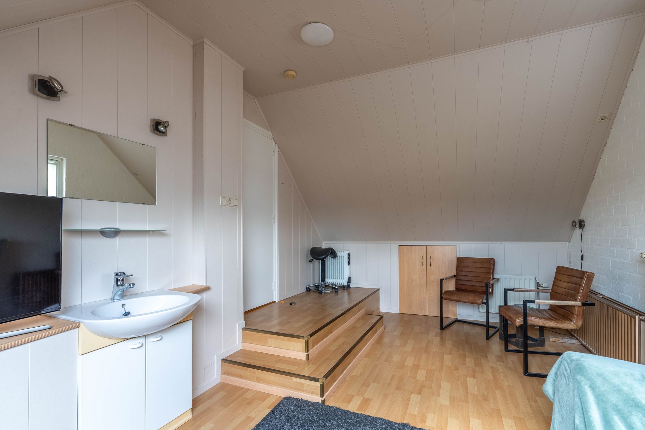 Photo 72 of Sint Hubertusstraat 43