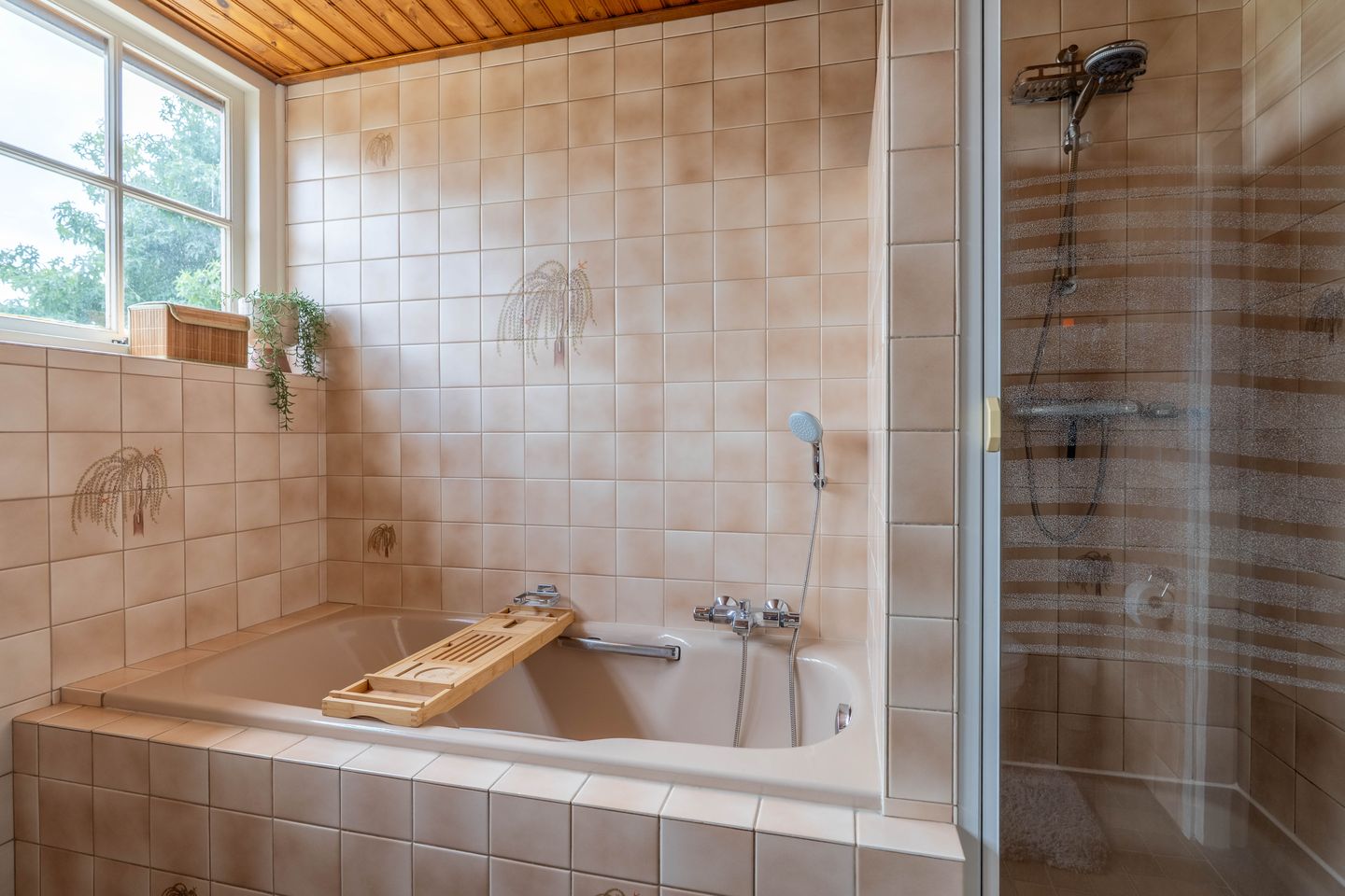 Photo 74 of Sint Hubertusstraat 43