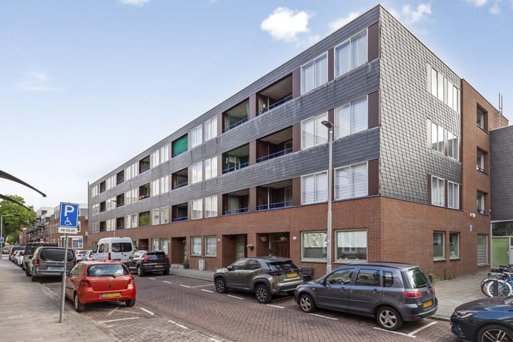 Foto 1 van Beverstraat 128