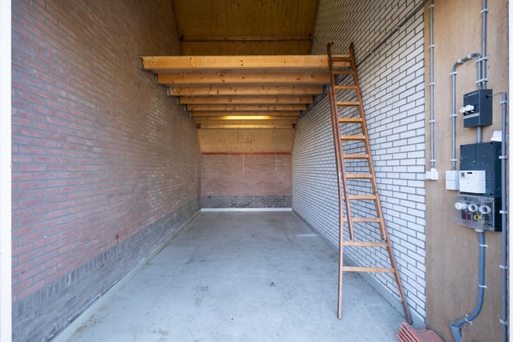 Photo 3 of Dorpsstraat 2