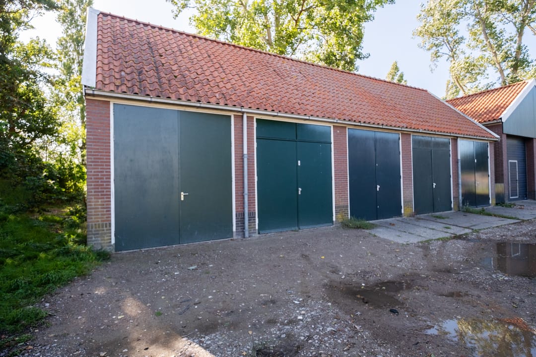 Foto 1 van Dorpsstraat 2