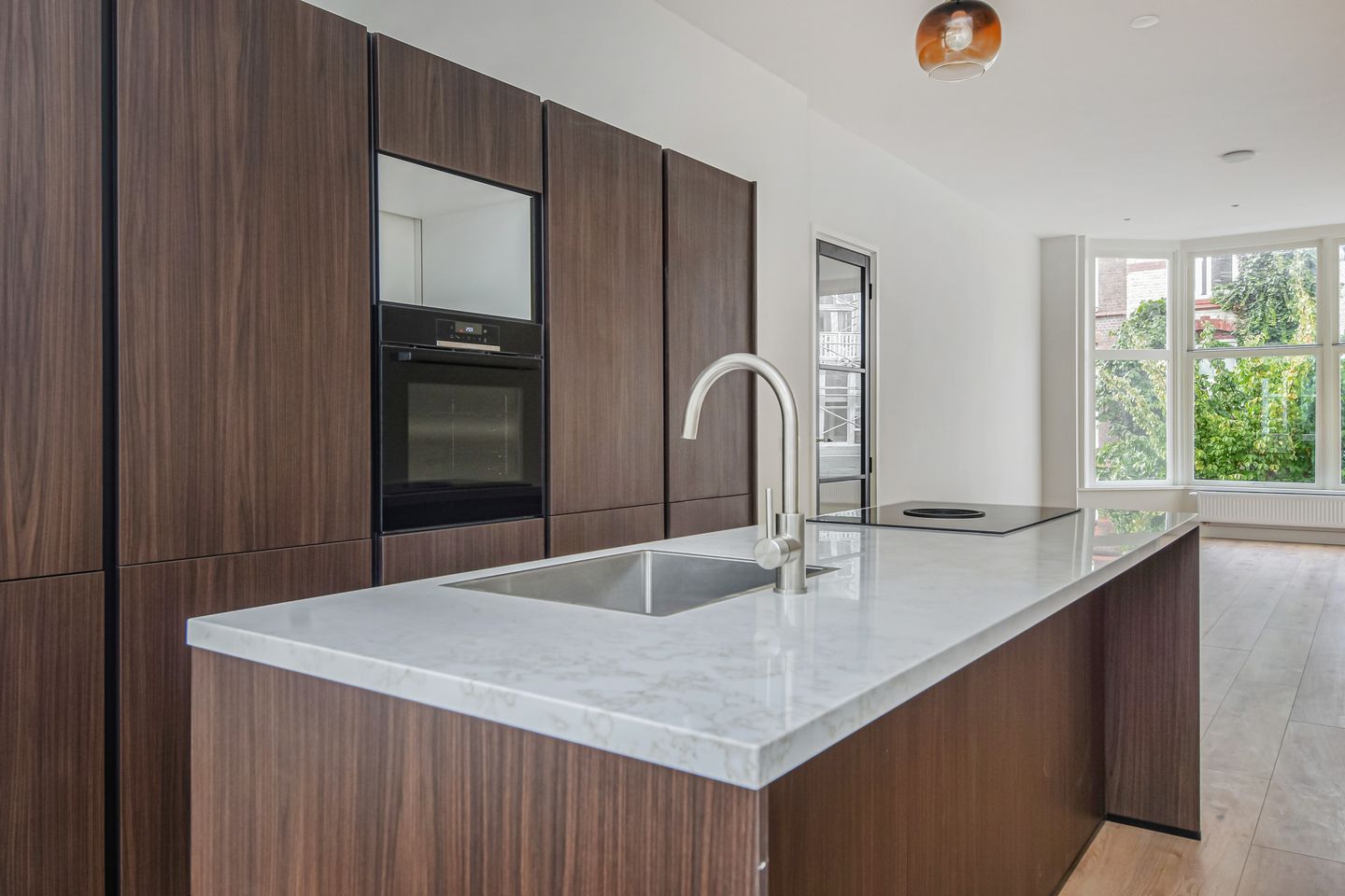 Foto 14 van Snelliusstraat 28