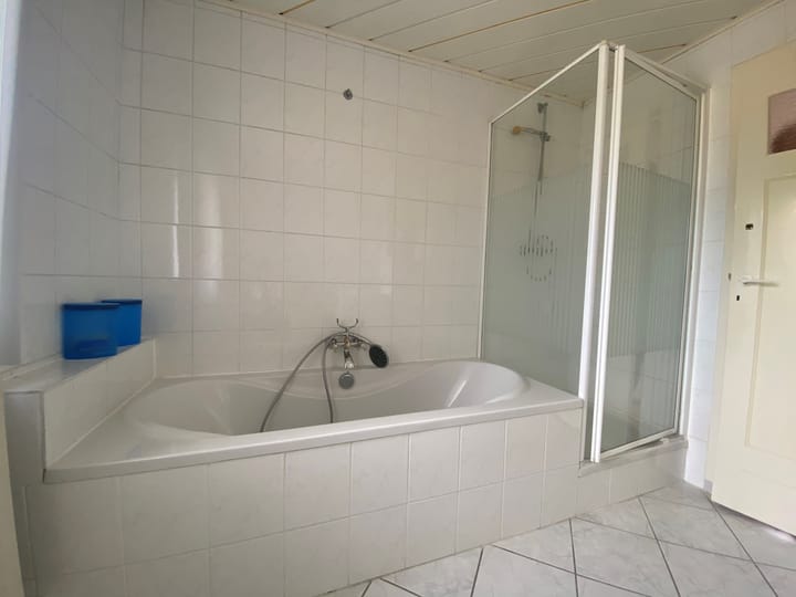 Foto 15 van Herderstraat 6