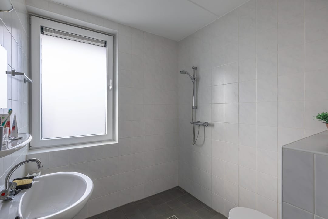 Photo 28 of Visbystraat 13