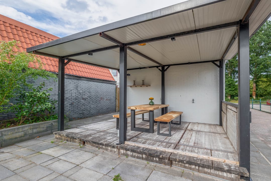 Foto 28 van Esdoornstraat 68