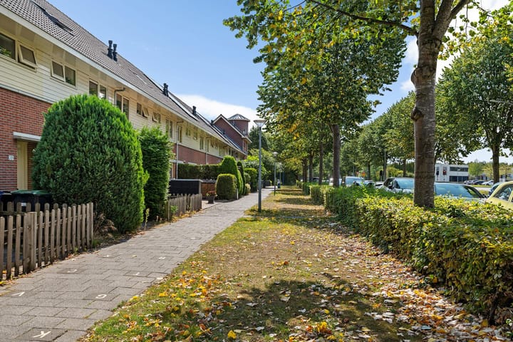 Foto 36 van J.J. Slauerhoffstraat 205