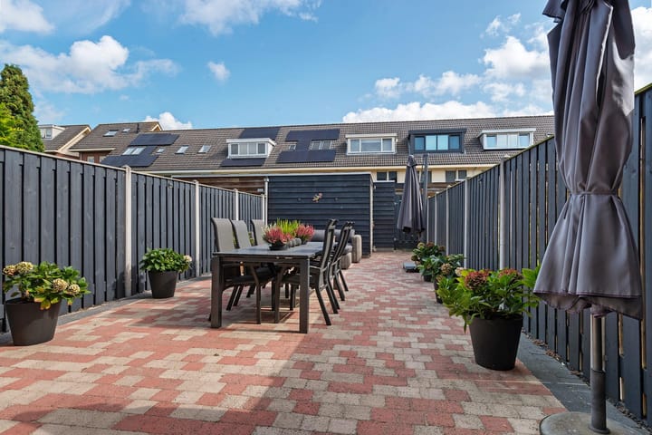 Foto 30 van J.J. Slauerhoffstraat 205