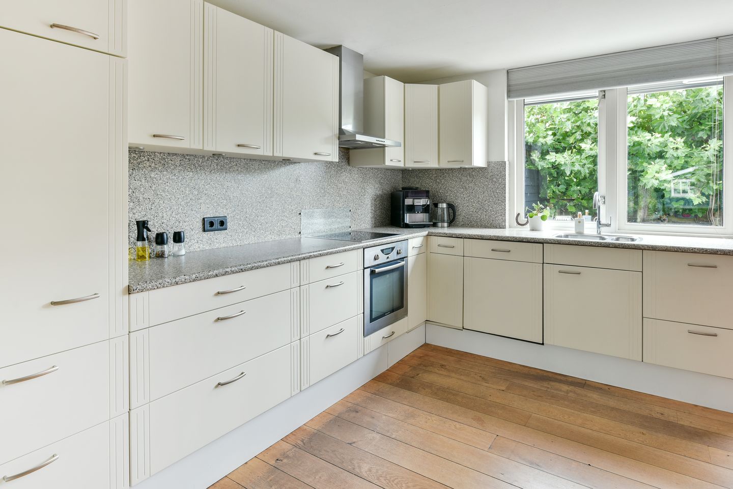 Photo 10 of Ringdijk 11