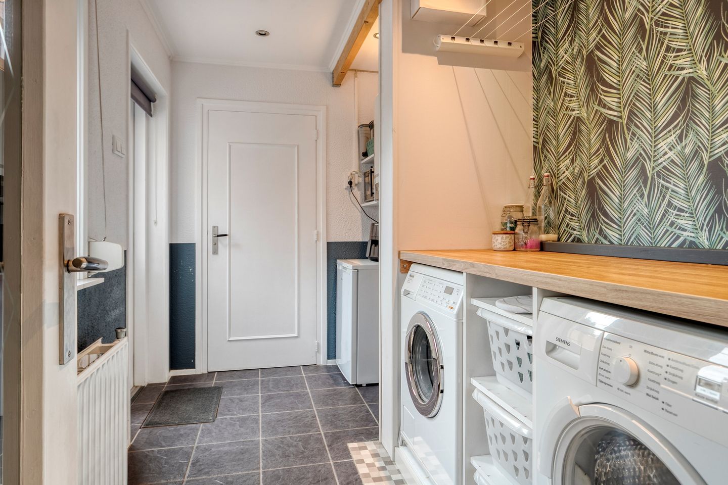 Photo 10 of Bernhardstraat 7