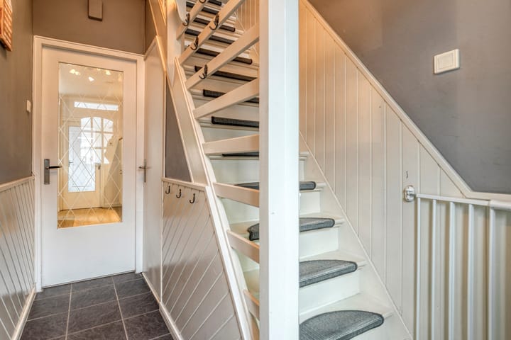 Photo 3 of Bernhardstraat 7