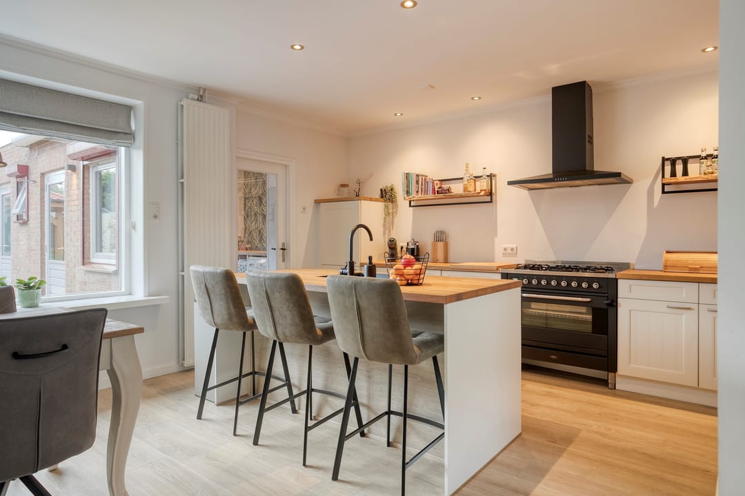 Photo 7 of Bernhardstraat 7