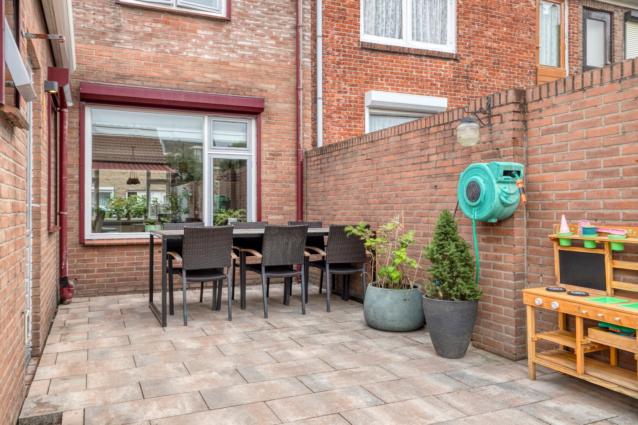 Photo 18 of Bernhardstraat 7