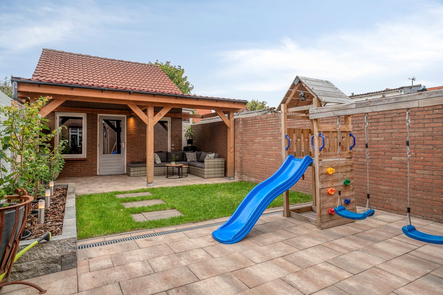 Photo 20 of Bernhardstraat 7