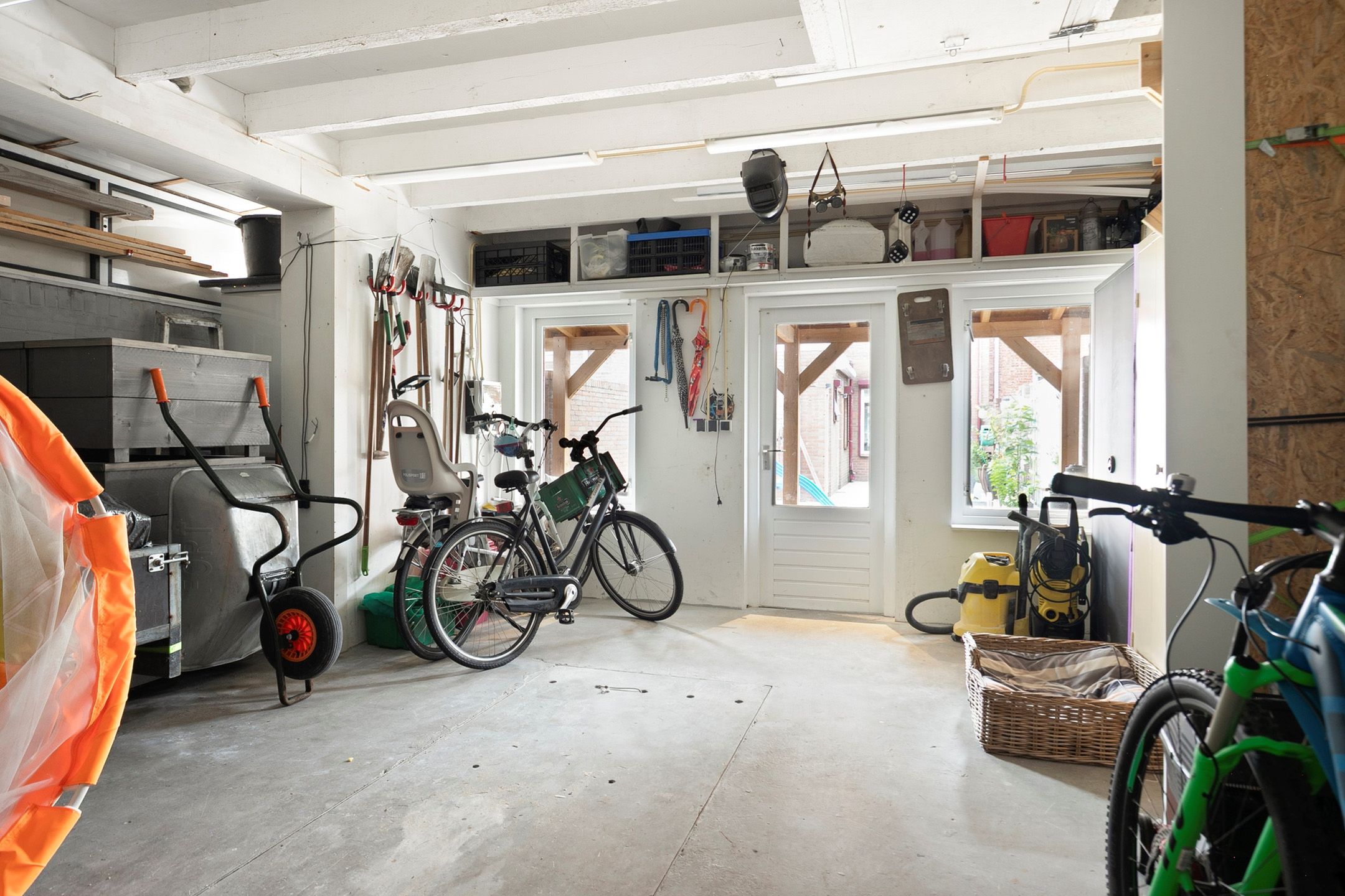 Photo 21 of Bernhardstraat 7