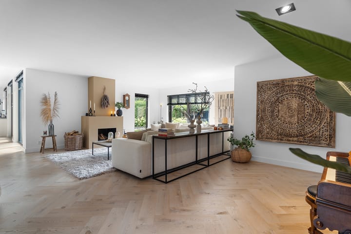 Photo 2 of Vredelaan 11