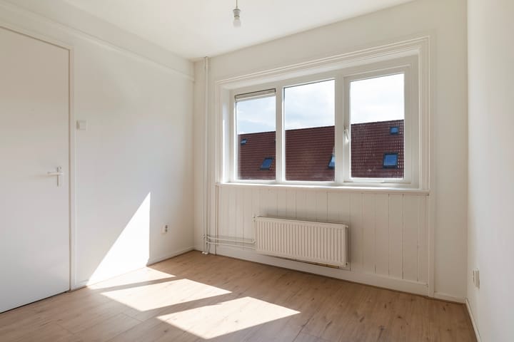 Foto 15 van Meidoornstraat 34