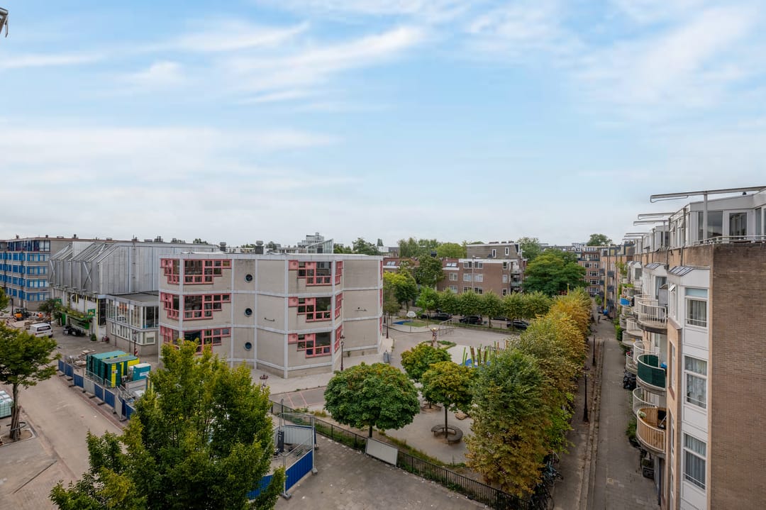 Photo 16 of Tweede van Swindenstraat 13-E