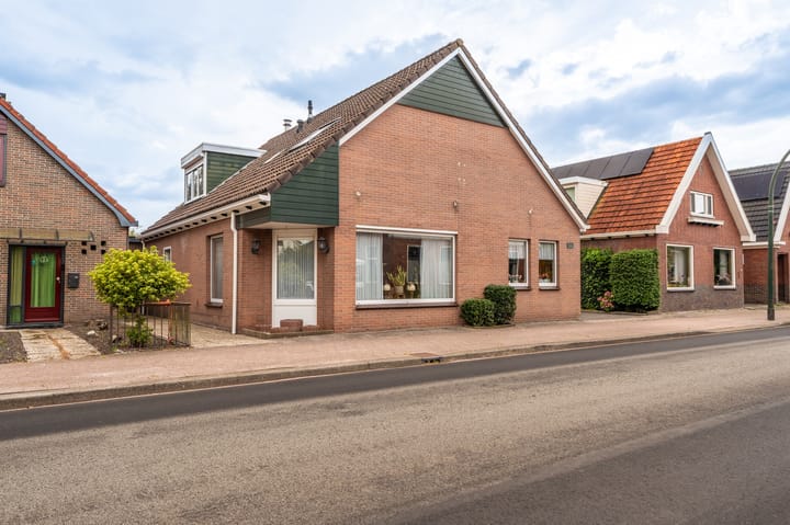 Foto 2 van Hoofdweg 152-A