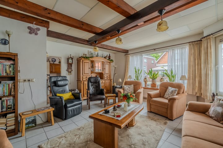 Foto 10 van Hoofdweg 152-A