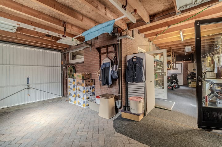 Foto 37 van Hoofdweg 152-A