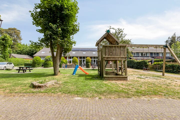 Photo 13 of Valkenisseweg 98