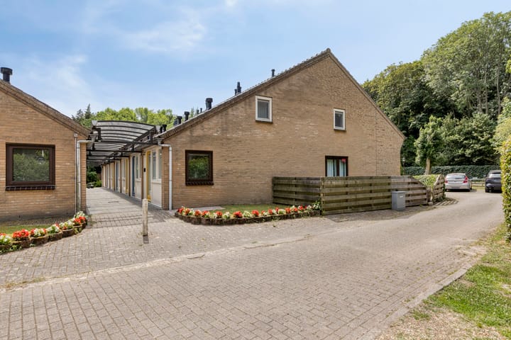 Photo 15 of Valkenisseweg 98