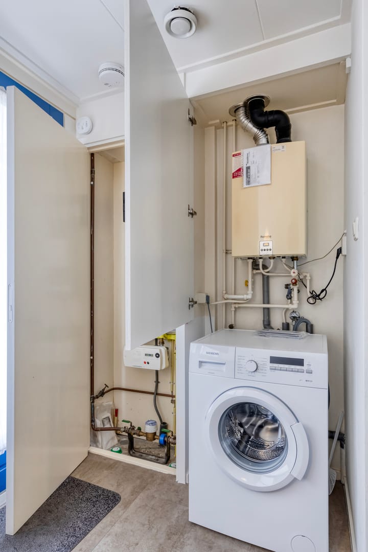 Photo 25 of Valkenisseweg 98