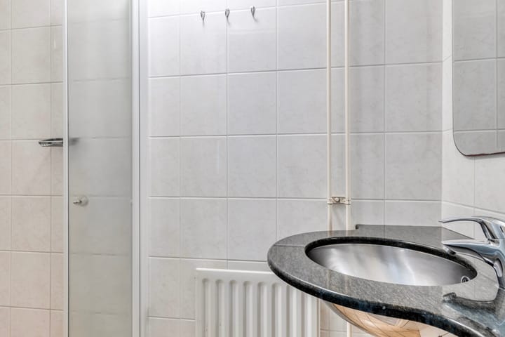 Photo 30 of Valkenisseweg 98