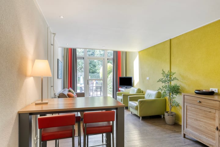 Photo 34 of Valkenisseweg 98