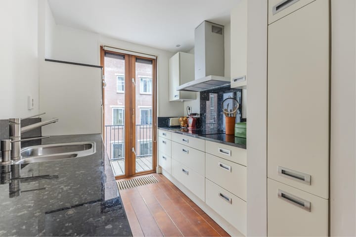 Foto 28 van Barentszstraat 319