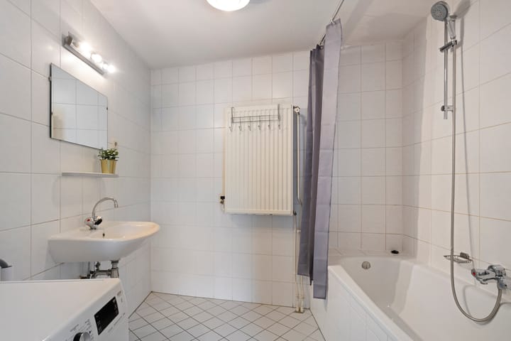 Foto 16 van Claes de Vrieselaan 161