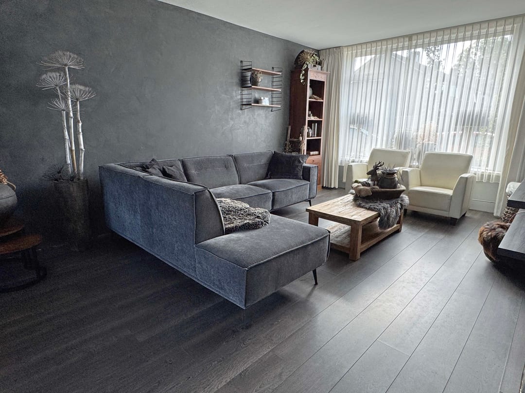 Foto 11 van van Limburg Stirumstraat 2