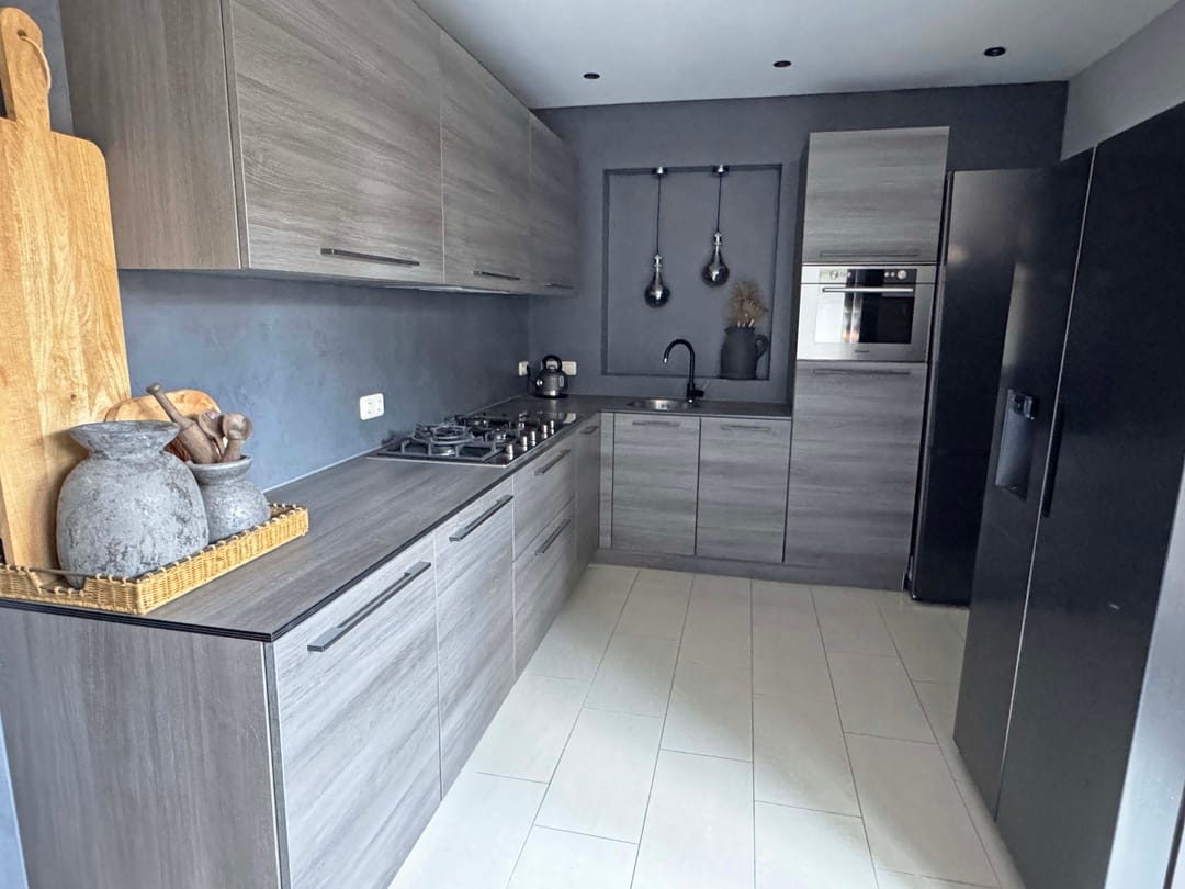 Foto 16 van van Limburg Stirumstraat 2