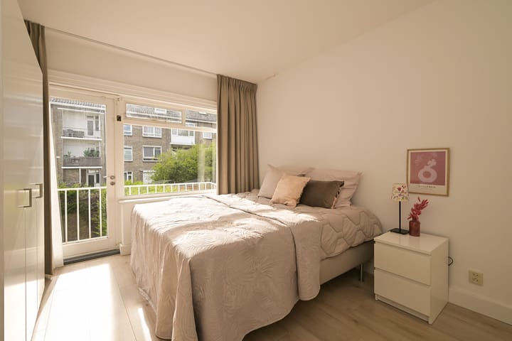 Foto 16 van Paulinastraat 27