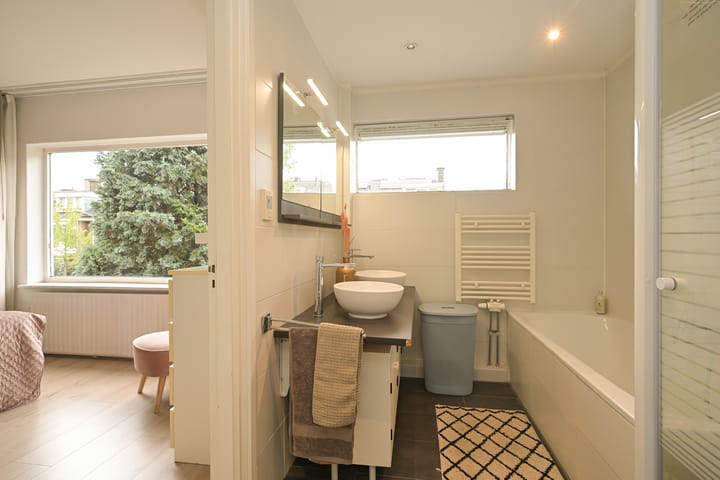 Foto 22 van Paulinastraat 27