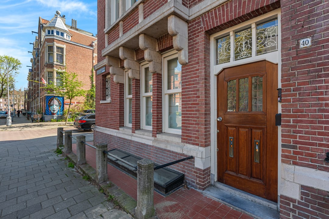Photo 2 of Honthorststraat 40-1